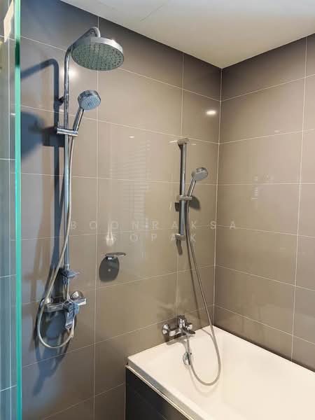 Q Chidlom-Phetchaburi, Bangkok, 1088 Phetchaburi Road, Makkasan, Ratchathewi, Bangkok, 1 Bedroom, 47 sqm, Condo For Rent, by Boonraksa Sopak, 500366539 - DDproperty.com
