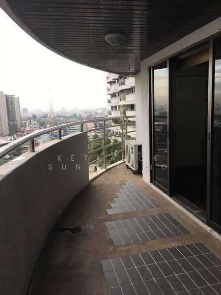 Floraville Condominium, Bangkok, 51 Pattanakarn, Suan Luang, Bangkok, 3 Bedrooms, 172 sqm, Condo For Sale, by Ketkanok Sungthong, 500366543 - DDproperty.com