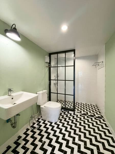 ทาวน์โฮม ใจกลางสาทร – ถนนปั้น, Bangkok, Silom, Bang Rak, Bangkok, 7 Bedrooms, 380 sqm, Townhouse For Rent, by Jutarat Jitmun, 500366557 - DDproperty.com