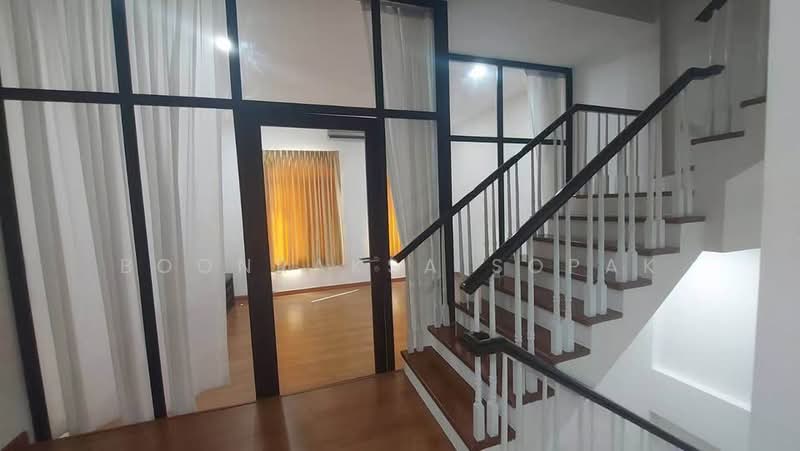 undefined, Bangkok, Phlapphla, Wang Thonglang, Bangkok, 4 Bedrooms, 382 sqm, Single Detached House For Rent, by Boonraksa Sopak, 500366565 - DDproperty.com