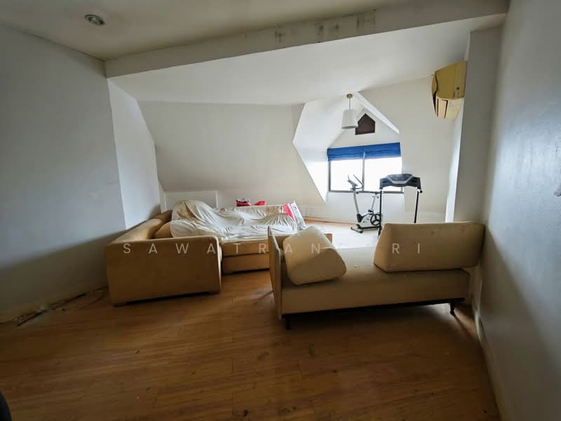 Country Complex Bangna, Bangkok, Sanpawut Road, Bang Na, Bangkok, 5 Bedrooms, 263 sqm, Condo For Sale, by Veera Sawatrangsri, 500366575 - DDproperty.com