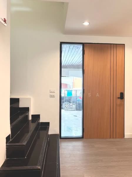 undefined, Bangkok, Lat Phrao, Bangkok, 3 Bedrooms, 180 sqm, Townhouse For Rent, by Boonraksa Sopak, 500366576 - DDproperty.com