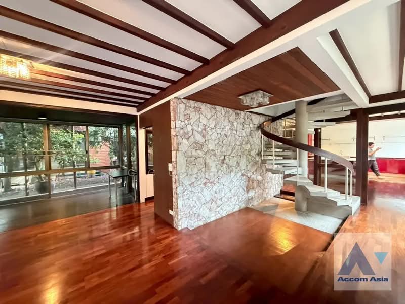 Home Office, Pet friendly 2 Bedrooms House for Rent in Sukhumvit, Bangkok near BTS Phrom Phong, Bangkok, Khlong Tan Nua, Watthana, Bangkok, 2 Bedrooms, 200 sqm, Single Detached House For Rent, by Accom Asia, 500366658 - DDproperty.com