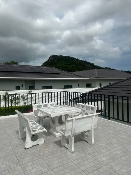 U Charoen Residence Town in Town, Bangkok, Sriwara Road, Phlapphla, Wang Thonglang, Bangkok, 3 Bedrooms, 298 sqm, Villa For Sale, by Vikrant Kokar, 500366671 - DDproperty.com