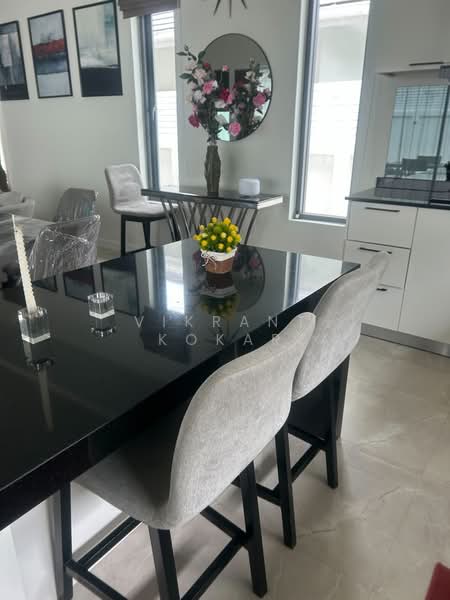 U Charoen Residence Town in Town, Bangkok, Sriwara Road, Phlapphla, Wang Thonglang, Bangkok, 3 Bedrooms, 298 sqm, Villa For Sale, by Vikrant Kokar, 500366671 - DDproperty.com