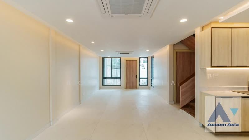 Pet friendly 3 Bedrooms Townhouse for Rent in Sukhumvit, Bangkok near BTS Phrom Phong at KLANG Nivas, กรุงเทพ, คลองตันเหนือ, วัฒนา, กรุงเทพ, 230 ตร.ม., บ้านเดี่ยว ให้เช่า, โดย Accom Asia, 500366677 - DDproperty.com