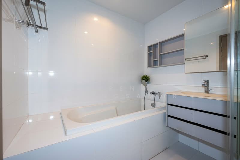 HQ Thonglor by Sansiri, Bangkok, Sukhumvit Road, Khlong Tan Nua, Watthana, Bangkok, 1 Bedroom, 43 sqm, Condo For Sale, by Sarena Choengsamor, 500366762 - DDproperty.com