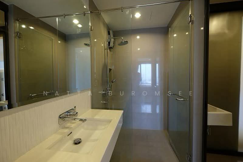 Rhythm Sukhumvit 42, Bangkok, Soi Sukhumvit 42, Sukhumvit Road, Phra Kanong, Khlong Toei, Bangkok, 1 Bedroom, 45 sqm, Condo For Rent, by Natta Buromsee, 500366821 - DDproperty.com