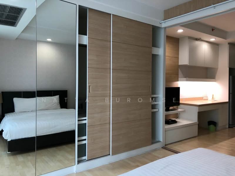 The Rajdamri, Bangkok, Ratchadamri Road, Lumphini, Pathum Wan, Bangkok, 1 Bedroom, 45 sqm, Condo For Rent, by Natta Buromsee, 500366836 - DDproperty.com