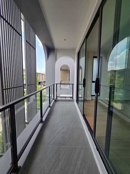 THE ETERNITY ARC Ramintra-Watcharapol, Bangkok, Sukhaphiban 5 32 Alley, O-Ngoen, Sai Mai, Bangkok, 4 Bedrooms, 235 sqm, Single Detached House For Rent, by Correct Property, 500366843 - DDproperty.com