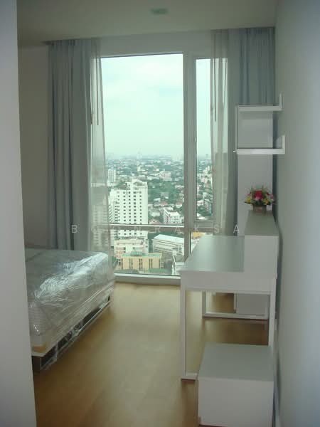 Fullerton Sukhumvit, Bangkok, Sukhumvit Road, Khlong Tan Nua, Watthana, Bangkok, 3 Bedrooms, 153 sqm, Condo For Rent, by Boonraksa Sopak, 500366845 - DDproperty.com