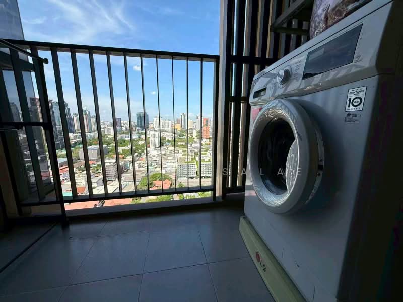 Oka Haus Sukhumvit 36 : โอกะ เฮ้าส์ สุขุมวิท 36, กรุงเทพ, 3399 ถนนพระรามที่ ๔, คลองตัน, คลองเตย, กรุงเทพ, 35 ตร.ม., คอนโด ให้เช่า, โดย Najawa Salae, 500366852 - DDproperty.com