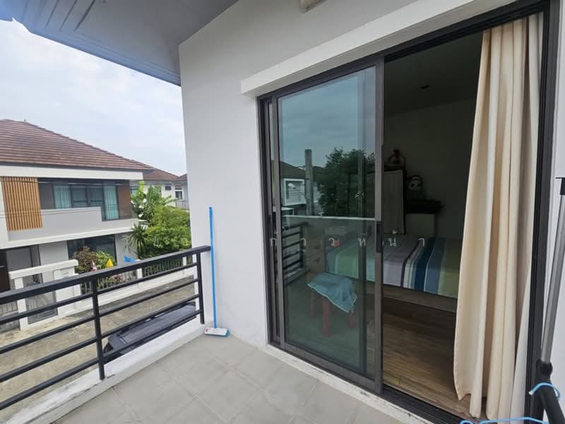 Aura Ramkhamhaeng 94), Bangkok, ถนนรามคำแหง, Saphan Sung, Bangkok, 3 Bedrooms, 200 sqm, Single Detached House For Sale, by Wicharn Kaonah, 500366865 - DDproperty.com