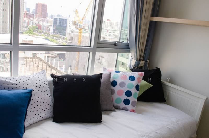 Life Ratchadapisek, Bangkok, 279 Ratchadapisaek Road, Huai Khwang, Bangkok, 2 Bedrooms, 46 sqm, Condo For Rent, by Connex Property, 500366928 - DDproperty.com