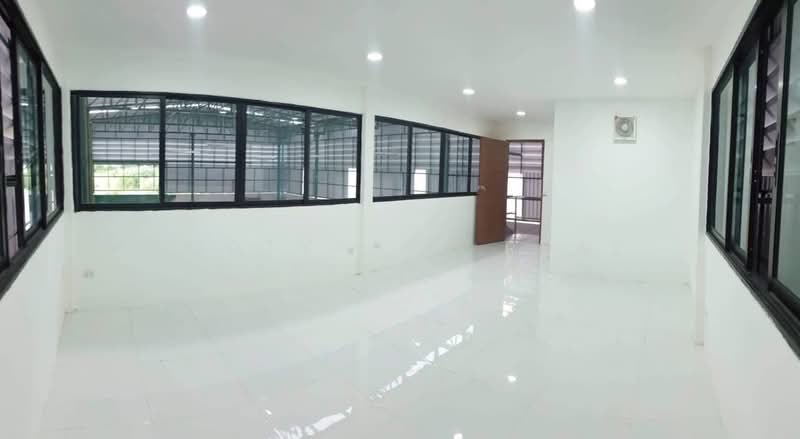 โกดังให้เช่า! พร้อมออฟฟิศ 2ชั้น สุดยอดทำเลย่านอ่อนนุช, Bangkok, Prawet, Bangkok, , 448 sqm, Warehouse/Factory For Rent, by Forty-Six Real Estate Group, 500366941 - DDproperty.com
