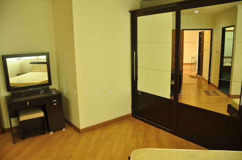 Sathorn Gardens, Bangkok, 39 South Sathorn Road, Thung Maha Mek, Sathon, Bangkok, 2 Bedrooms, 109 sqm, Condo For Rent, by Pattada Letikul, 500366948 - DDproperty.com