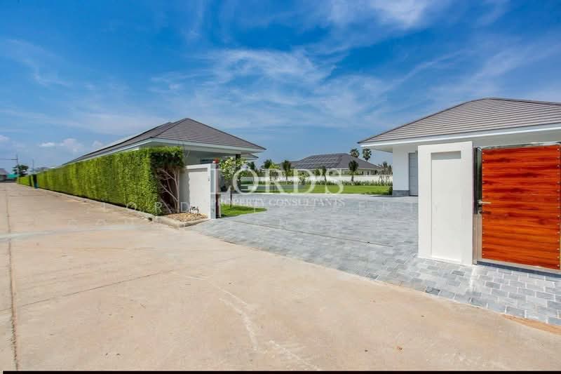 Pran Buri Wang Pong, Prachuap Khiri Khan, Wang-Pong, Pran Buri, Prachuap Khiri Khan, 5 Bedrooms, 450 sqm, Villa For Sale, by Mark Puttkammer, 500366994 - DDproperty.com