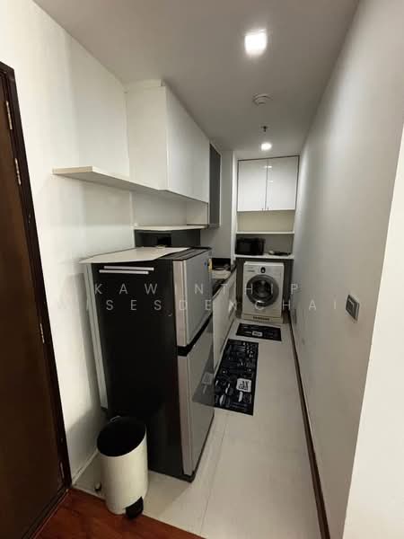 Sky Walk Residences, Bangkok, 1599 Sukhumvit Road, Phra Kanong Nua, Watthana, Bangkok, 1 Bedroom, 50 sqm, Condo For Rent, by Kawinthip Wisesdenchai, 500367061 - DDproperty.com