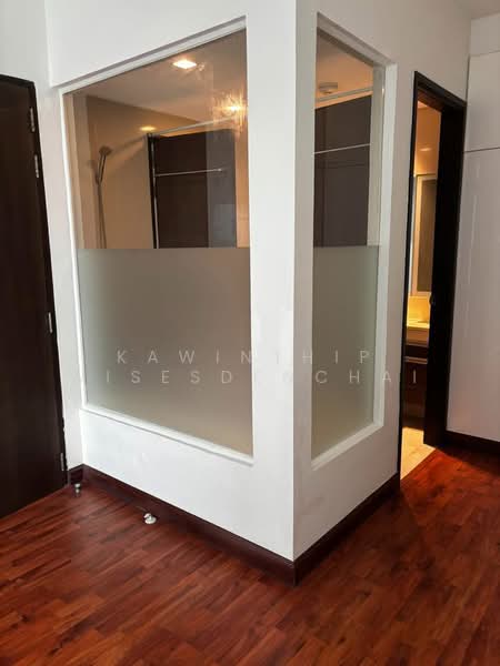 Sky Walk Residences, Bangkok, 1599 Sukhumvit Road, Phra Kanong Nua, Watthana, Bangkok, 1 Bedroom, 50 sqm, Condo For Rent, by Kawinthip Wisesdenchai, 500367061 - DDproperty.com