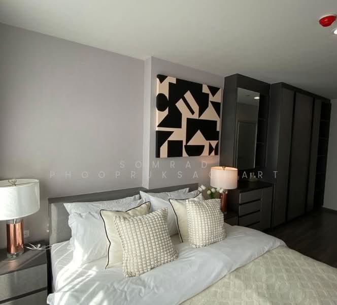 IDEO Chula-Samyan, Bangkok, Si Phraya Road, Maha Phrutharam, Bang Rak, Bangkok, 2 Bedrooms, 45 sqm, Condo For Rent, by Somrad Phoopruksachart, 500367081 - DDproperty.com