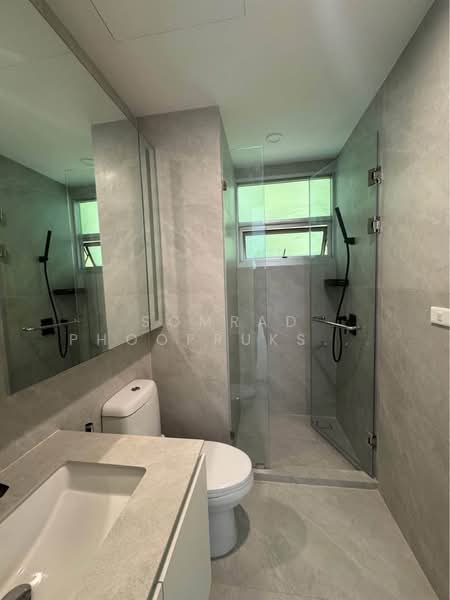 Baan Klang Krung Siam-Pathumwan, Bangkok, Petchburi Road, Thanon Phetchaburi, Ratchathewi, Bangkok, 2 Bedrooms, 97 sqm, Condo For Rent, by Somrad Phoopruksachart, 500367086 - DDproperty.com