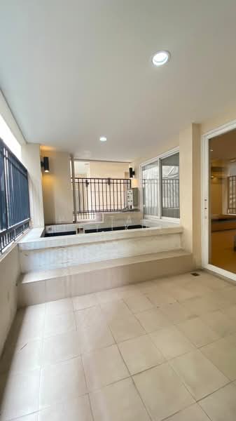 Viscaya Private Residences : วิสคาย่า ไพรเวท เรสซิเดนซ์, กรุงเทพ, ถนนสุขุมวิท 31, คลองตันเหนือ, วัฒนา, กรุงเทพ, 160 ตร.ม., คอนโด ให้เช่า, โดย Pattada Letikul, 500367111 - DDproperty.com