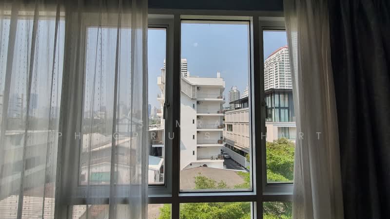 Voque Sukhumvit 16, Bangkok, Soi Sukhumvit 16, Khlong Toei, Bangkok, 1 Bedroom, 50 sqm, Condo For Rent, by Somrad Phoopruksachart, 500367143 - DDproperty.com