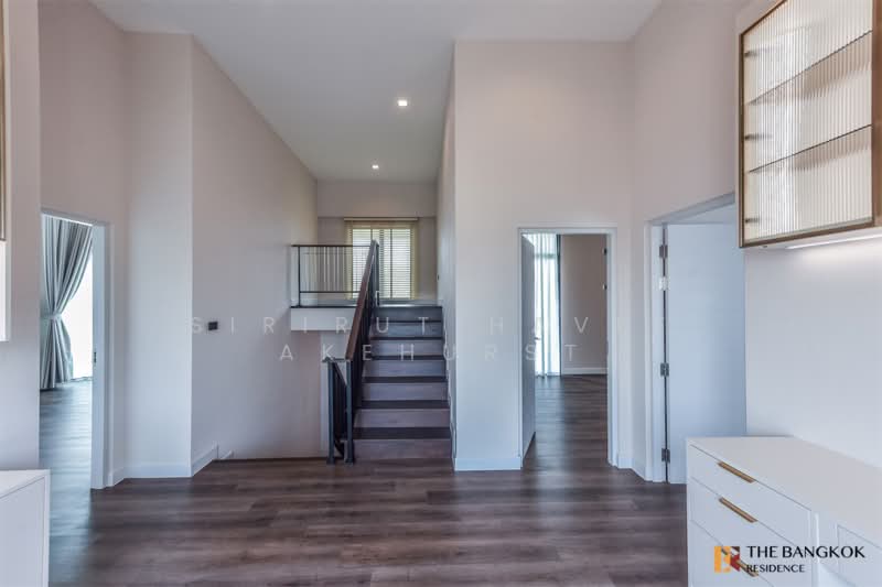 Bangkok Boulevard Bangna KM.5, Samut Prakan, Bang Na-Trat 37 Alley, Bang Kaeo, Bang Plee, Samut Prakan, 4 Bedrooms, 350 sqm, Single Detached House For Sale, by Sirirut Havee Akehurst, 500367153 - DDproperty.com