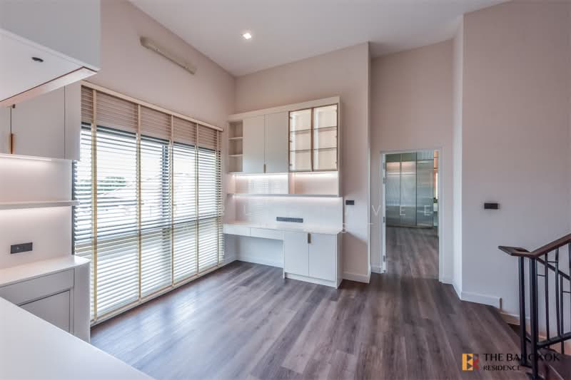 Bangkok Boulevard Bangna KM.5, Samut Prakan, Bang Na-Trat 37 Alley, Bang Kaeo, Bang Plee, Samut Prakan, 4 Bedrooms, 350 sqm, Single Detached House For Sale, by Sirirut Havee Akehurst, 500367153 - DDproperty.com