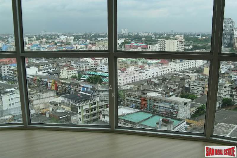 Sky Walk Residences, Bangkok, 1599 Sukhumvit Road, Phra Kanong Nua, Watthana, Bangkok, 1 Bedroom, 50 sqm, Condo For Sale, by Chirattiya Lakkham, 500367218 - DDproperty.com