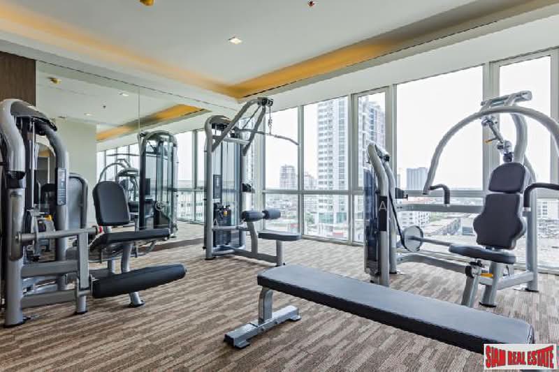 Sky Walk Residences, Bangkok, 1599 Sukhumvit Road, Phra Kanong Nua, Watthana, Bangkok, 1 Bedroom, 50 sqm, Condo For Sale, by Chirattiya Lakkham, 500367218 - DDproperty.com