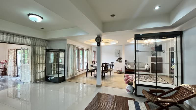 Nong Hoi, Mueang Chiang Mai, Chiang Mai, Thailand, Chiang Mai, Nong Phung, Saraphi, Chiang Mai, 3 Bedrooms, 350 sqm, Single Detached House For Rent, by Surat Premsri, 500367263 - DDproperty.com