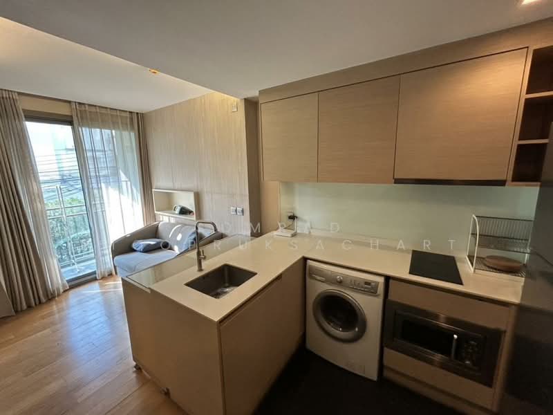 Via BOTANI, Bangkok, 36 Soi Sukhumvit 47, Sukhumvit Road, Khlong Tan Nua, Watthana, Bangkok, 1 Bedroom, 35 sqm, Condo For Rent, by Somrad Phoopruksachart, 500367265 - DDproperty.com