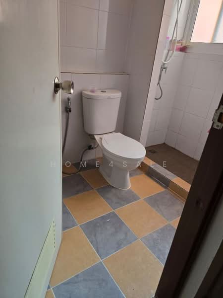 Meuangthong Garden Zone 1, Bangkok, Phatthanakan 69 Yaek 2-1-4, Prawet, Bangkok, 3 Bedrooms, 240 sqm, Single Detached House For Sale, by home4sale, 500367297 - DDproperty.com