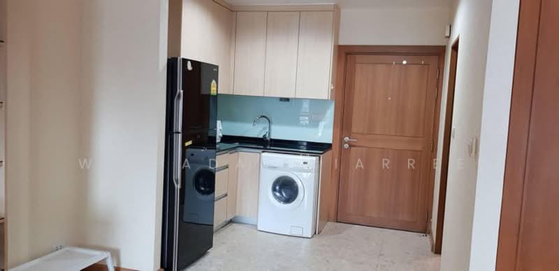 Sathorn Gardens, Bangkok, 39 South Sathorn Road, Thung Maha Mek, Sathon, Bangkok, 1 Bedroom, 40 sqm, Condo For Rent, by Withada Jaiarree, 500367310 - DDproperty.com