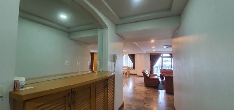 Royal Castle Sukhumvit, Bangkok, 30 Soi Sukhumvit 39, Khlongtoei Nua, Watthana, Bangkok, 3 Bedrooms, 160 sqm, Condo For Rent, by Chirattiya Lakkham, 500367316 - DDproperty.com