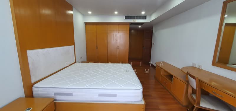Royal Castle Sukhumvit, Bangkok, 30 Soi Sukhumvit 39, Khlongtoei Nua, Watthana, Bangkok, 3 Bedrooms, 160 sqm, Condo For Rent, by Chirattiya Lakkham, 500367316 - DDproperty.com