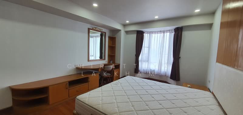 Royal Castle Sukhumvit : รอยัล คาสเซอร์ สุขุมวิท, กรุงเทพ, 30 ซอยสุขุมวิท 39, คลองเตยเหนือ, วัฒนา, กรุงเทพ, 160 ตร.ม., คอนโด ให้เช่า, โดย Chirattiya Lakkham, 500367316 - DDproperty.com