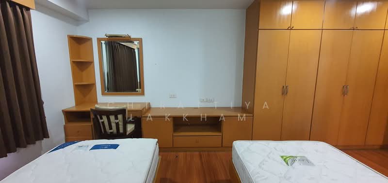 Royal Castle Sukhumvit, Bangkok, 30 Soi Sukhumvit 39, Khlongtoei Nua, Watthana, Bangkok, 3 Bedrooms, 160 sqm, Condo For Rent, by Chirattiya Lakkham, 500367316 - DDproperty.com