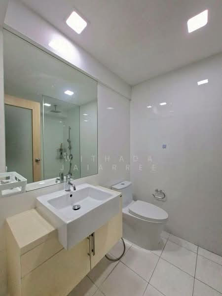 My Resort Bangkok, Bangkok, 1724 Petchaburi Road, Bang Kapi, Huai Khwang, Bangkok, 2 Bedrooms, 65 sqm, Condo For Rent, by Withada Jaiarree, 500367327 - DDproperty.com