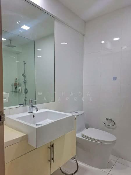 My Resort Bangkok, Bangkok, 1724 Petchaburi Road, Bang Kapi, Huai Khwang, Bangkok, 2 Bedrooms, 65 sqm, Condo For Rent, by Withada Jaiarree, 500367327 - DDproperty.com