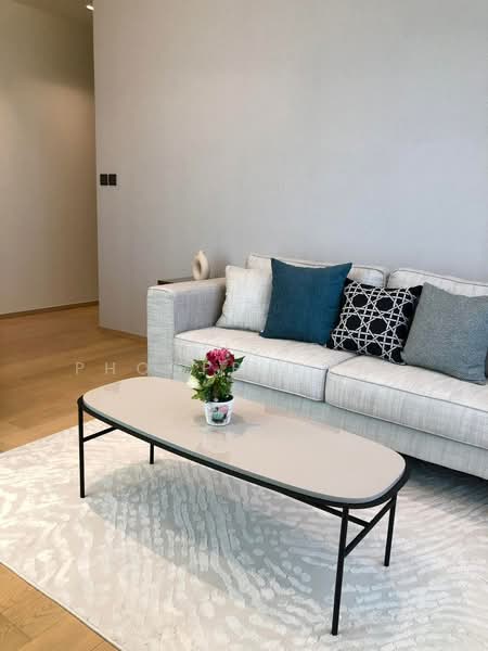 28 Chidlom, Bangkok, 28 Chit Lom Alley, Lumphini, Pathum Wan, Bangkok, 2 Bedrooms, 70 sqm, Condo For Rent, by Somrad Phoopruksachart, 500367356 - DDproperty.com