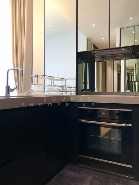 28 Chidlom, Bangkok, 28 Chit Lom Alley, Lumphini, Pathum Wan, Bangkok, 2 Bedrooms, 70 sqm, Condo For Rent, by Somrad Phoopruksachart, 500367356 - DDproperty.com
