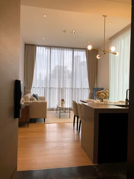 28 Chidlom, Bangkok, 28 Chit Lom Alley, Lumphini, Pathum Wan, Bangkok, 2 Bedrooms, 70 sqm, Condo For Rent, by Somrad Phoopruksachart, 500367356 - DDproperty.com