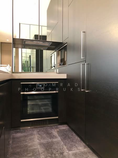 28 Chidlom, Bangkok, 28 Chit Lom Alley, Lumphini, Pathum Wan, Bangkok, 2 Bedrooms, 70 sqm, Condo For Rent, by Somrad Phoopruksachart, 500367356 - DDproperty.com