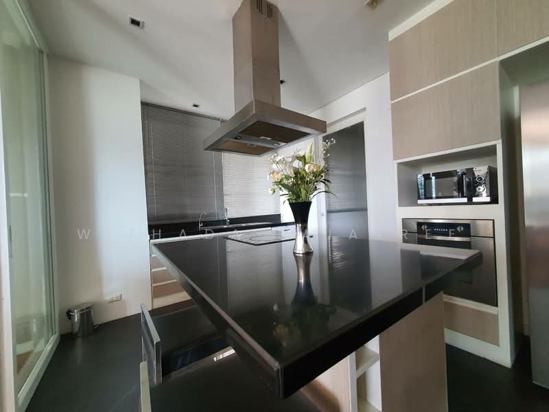 Domus 18, Bangkok, Soi Sukhumvit 18, Khlong Toei, Bangkok, 3 Bedrooms, 212 sqm, Condo For Rent, by Withada Jaiarree, 500367361 - DDproperty.com