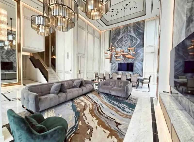 The Esse at Singha Complex, Bangkok, 1788 New Petchaburi Rd, Khlongtoei Nua, Watthana, Bangkok, 3 Bedrooms, 285 sqm, Condo For Rent, by Chirattiya Lakkham, 500367376 - DDproperty.com