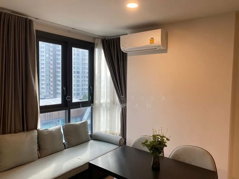 XT Huaikhwang, Bangkok, 244 Ratchadaphisek Road, Huai Khwang, Bangkok, 1 Bedroom, 30 sqm, Condo For Rent, by Chirattiya Lakkham, 500367378 - DDproperty.com