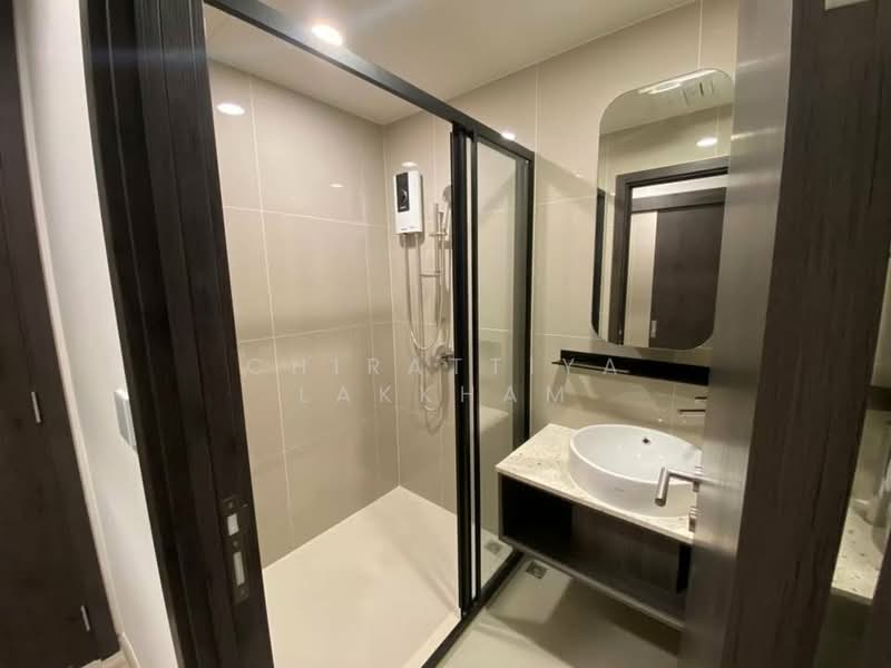 XT Huaikhwang, Bangkok, 244 Ratchadaphisek Road, Huai Khwang, Bangkok, 1 Bedroom, 30 sqm, Condo For Rent, by Chirattiya Lakkham, 500367378 - DDproperty.com