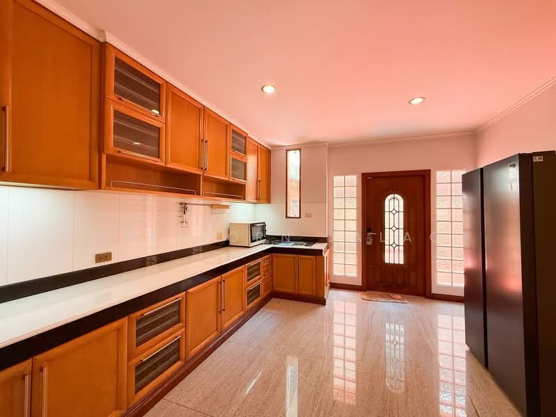 undefined, Bangkok, Bang Lam Phu Lang, Khlong San, Bangkok, 6 Bedrooms, 650 sqm, Single Detached House For Rent, by Sataporn Jalao, 500367386 - DDproperty.com